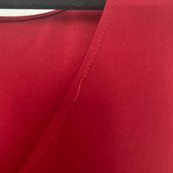 Red evening gown - Picture 3 of 5